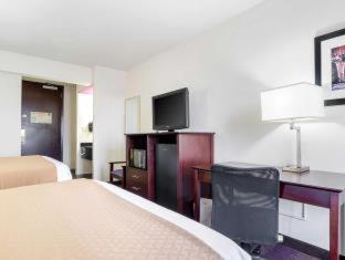 Holiday Inn & Suites Richmond West End الغرفة الصورة
